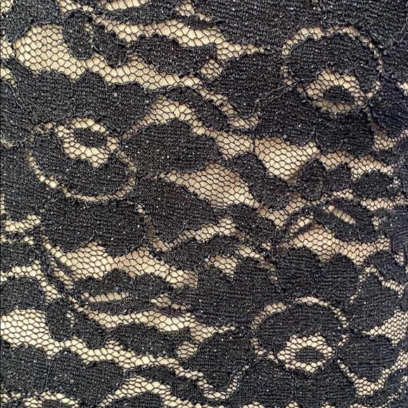 Black lace dress - Picture 5 of 5